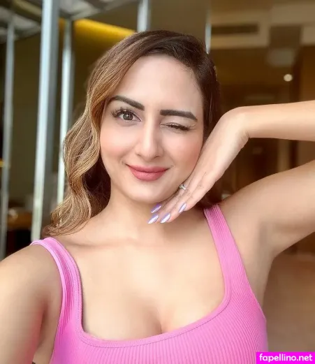 Zaara Yesmin OnlyFans Thumbnail #bqqDgcqklK