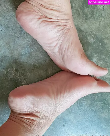 Zafiro Feet18 OnlyFans Thumbnail #5wbqgmjFag