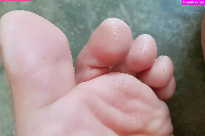 Zafiro Feet18 OnlyFans Thumbnail #WvOhPve6z9