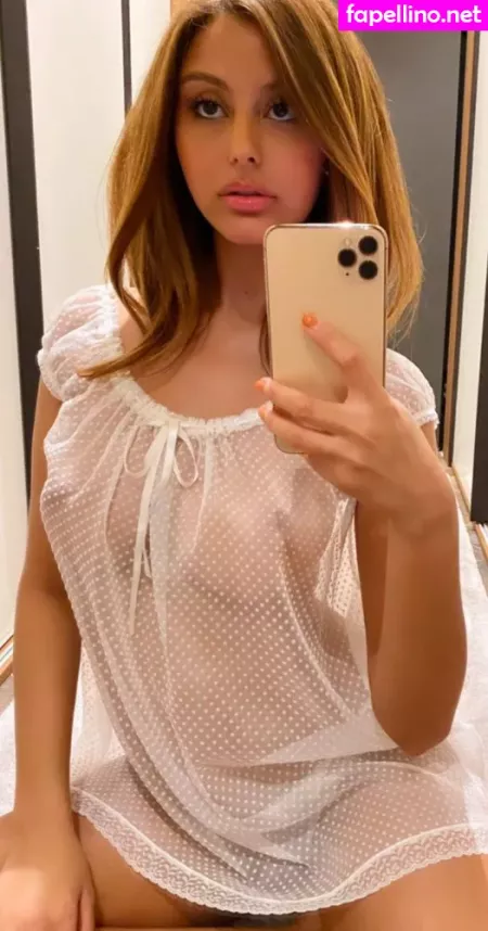 Zahia Dehar OnlyFans Thumbnail #0JzQGQqTz7