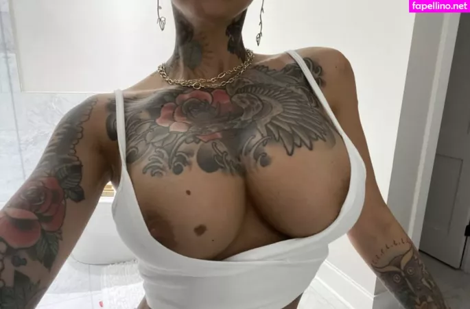 Zahra Schreiber OnlyFans Thumbnail #9wYYDGTU5c