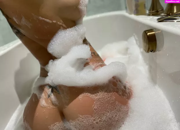 Zahrainchains OnlyFans Thumbnail #Yuw6H3C2rD