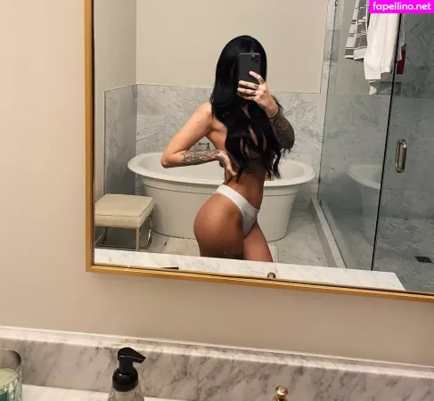 Zahrainchains OnlyFans Thumbnail #rQqwEoZuVv