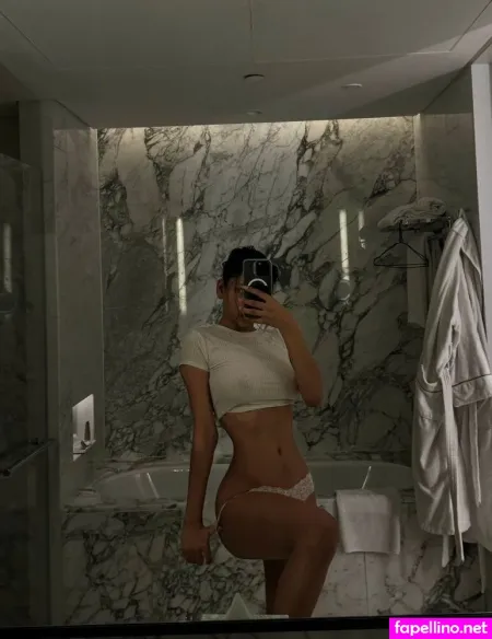 Zaina Sarah OnlyFans Thumbnail #xhvPFa4r3X