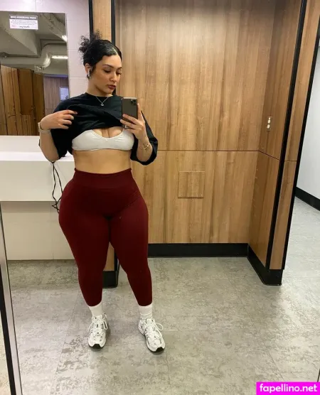 Zainaabb Ab OnlyFans Thumbnail #rb8rrFN7GB