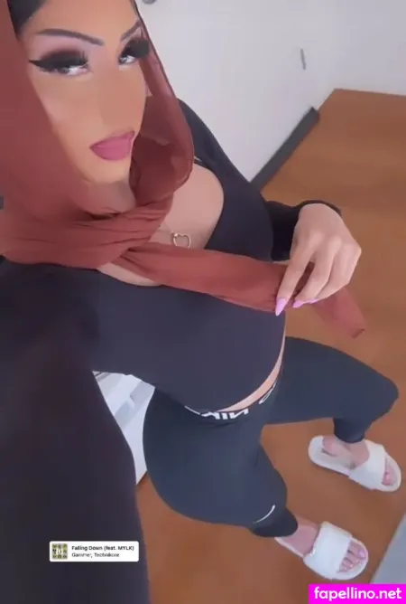 Zainab Sara OnlyFans Thumbnail #YPx2uv8YLR