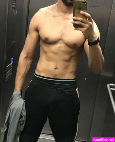 Zakariasan OnlyFans Thumbnail #tzzSiB5TmP