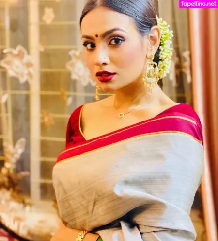 Zamilah N OnlyFans Thumbnail #O5mlRvalms