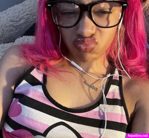 Zaminzo Main Profile Photo