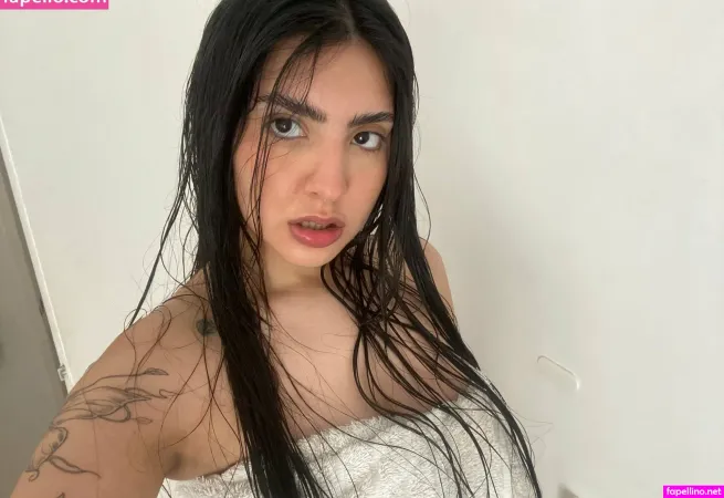 Zamiraaa22 OnlyFans Thumbnail #7L1dWvPxZS