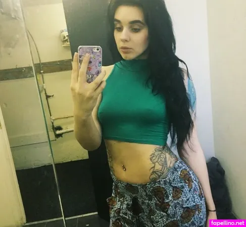 Zand OnlyFans Thumbnail #GTw4McBJsL