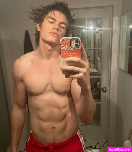 Zanderhodgson OnlyFans Thumbnail #KtA2axWoei