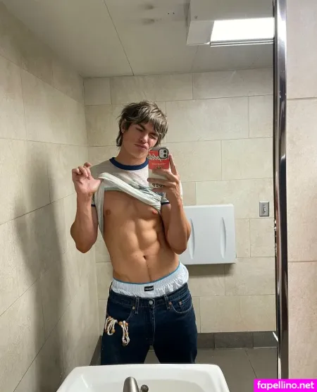 Zanderhodgson OnlyFans Thumbnail #LMIP5gpNfI