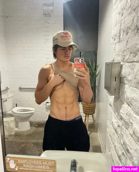 Zanderhodgson OnlyFans Thumbnail #SrFfgyzq0Y