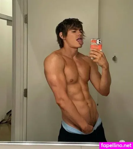 Zanderhodgson OnlyFans Thumbnail #eqmOUmaSkN