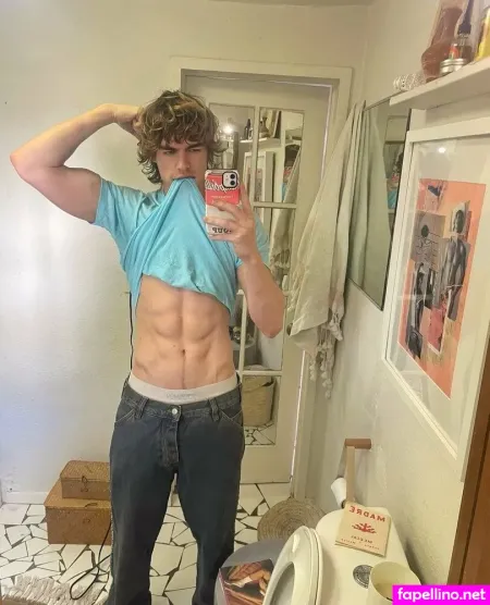 Zanderhodgson OnlyFans Thumbnail #gxv5GtTxyW