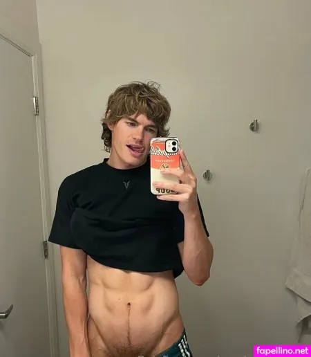 Zanderhodgson OnlyFans Thumbnail #phxvZE1GVy