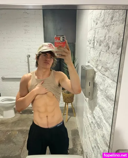 Zanderhodgson OnlyFans Thumbnail #rcnImVOWIT