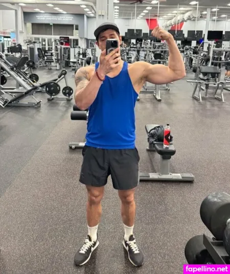 Zanderwoodz OnlyFans Thumbnail #DuOwj9kA0O