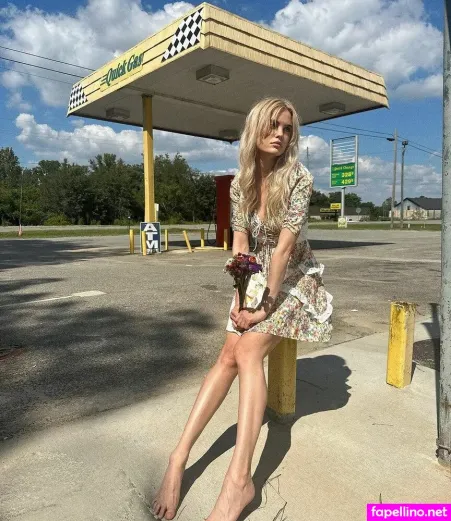 Zandi Holup OnlyFans Thumbnail #cxo2CcW4wo