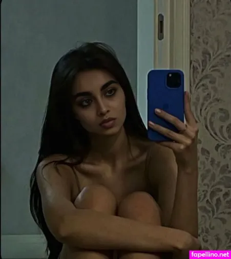 Zara Dar 1 OnlyFans Thumbnail #29SlJ42m6d