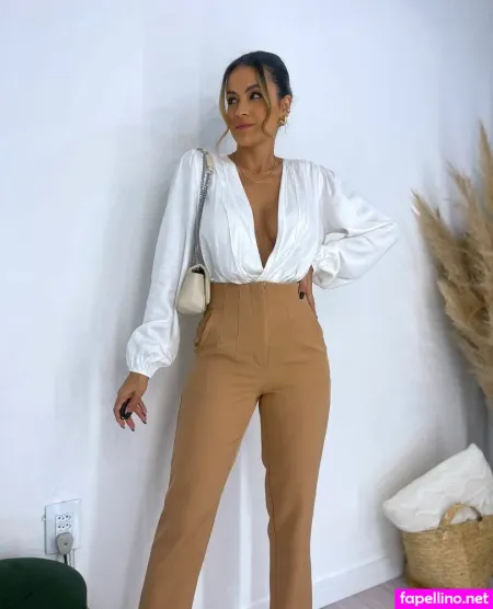 Zara Dar 1 OnlyFans Thumbnail #B1WKxjNrfp