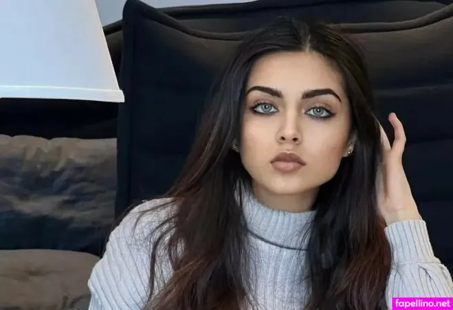 Zara Dar 1 OnlyFans Thumbnail #PJV1U0wnXX