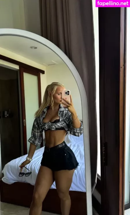 Zara Louisa OnlyFans Thumbnail #9UEiFtStSd