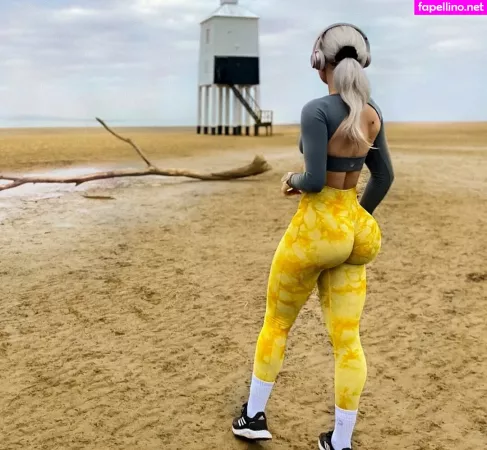 Zara Louisa OnlyFans Thumbnail #pB2Amxfr12