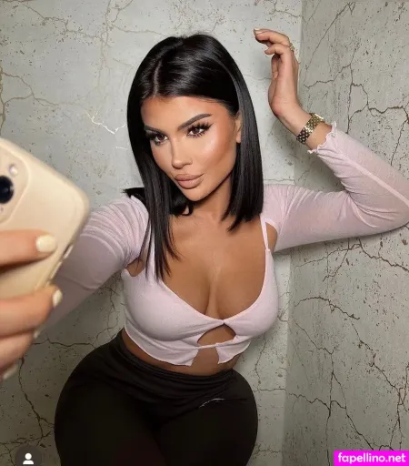 Zara Secret OnlyFans Thumbnail #WnQJ7eLz3m