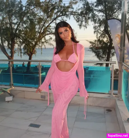 Zara Secret OnlyFans Thumbnail #XwnfOjT7ce