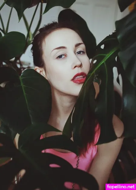 Zara Wolf OnlyFans Thumbnail #KTXVK4fqQW