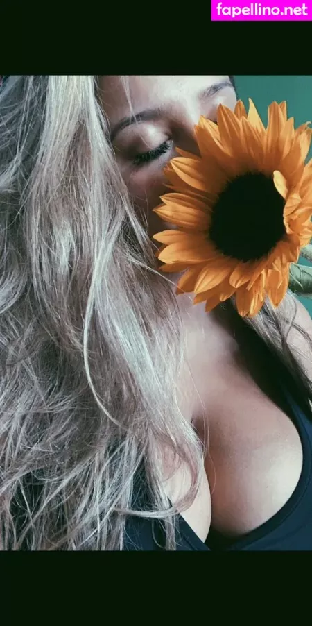 Zara Zahir OnlyFans Thumbnail #KgUZ2jN0UQ