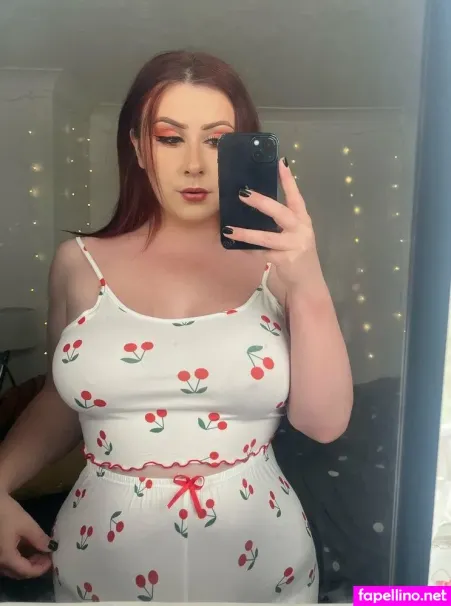 Zaraafree OnlyFans Thumbnail #phV5sUG22M