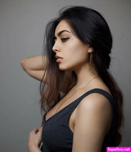 Zaradar Tv OnlyFans Thumbnail #wRHNqxBIlE