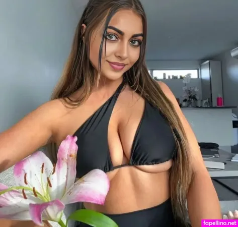 Zaradar OnlyFans Thumbnail #ouqEjKRCKh