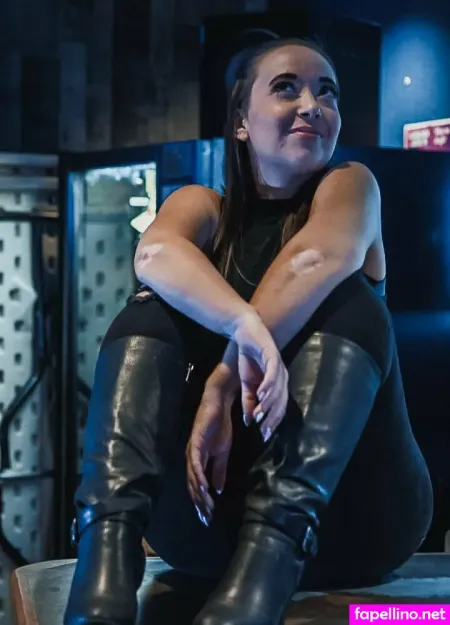 Zaraddluxe OnlyFans Thumbnail #6cqhh5Yk54