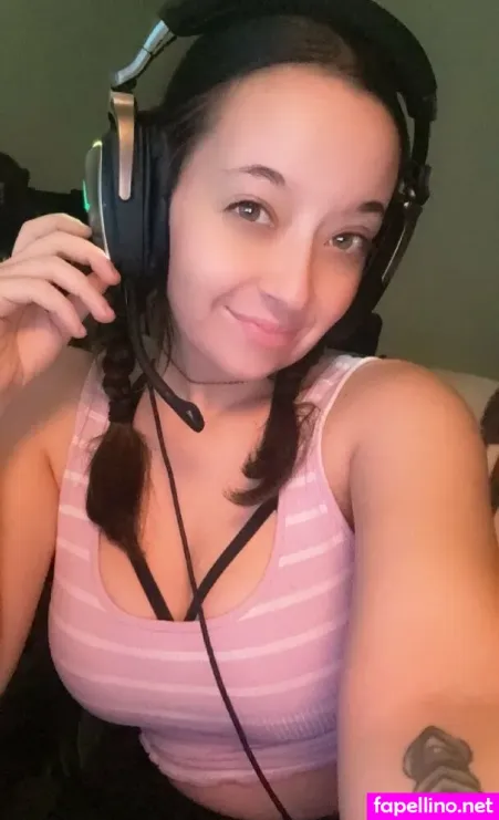 Zaraddluxe OnlyFans Thumbnail #HVD6AyofgN