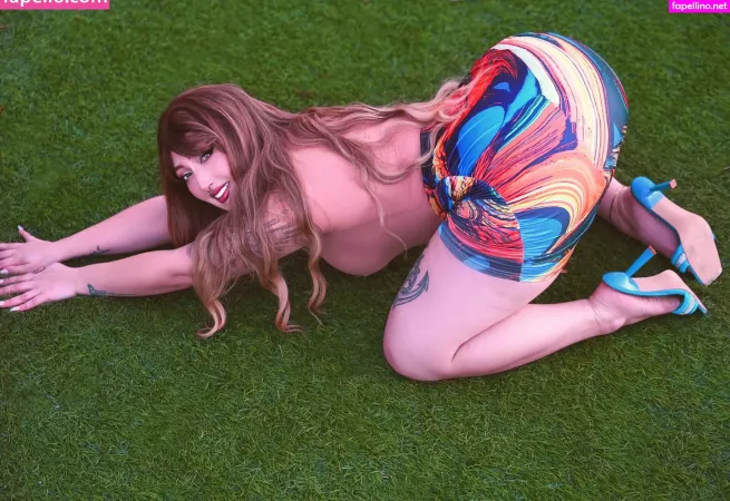 Zaradollfree OnlyFans Thumbnail #37RC7GD2gw