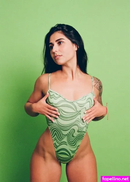 Zarafoxs OnlyFans Thumbnail #0EEbLtCsce