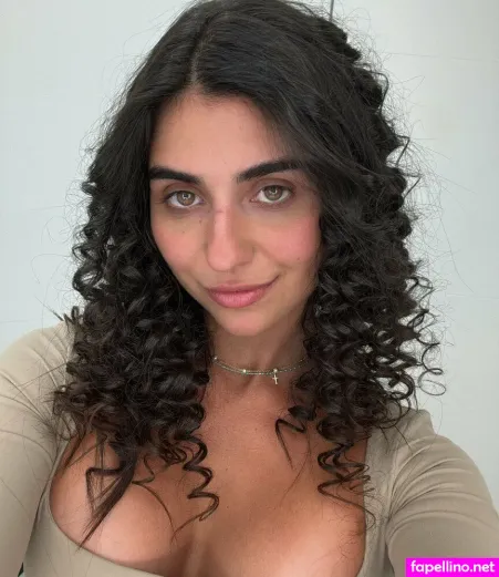 Zarafoxs OnlyFans Thumbnail #pBupMyEKI3