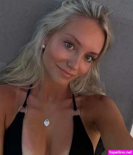 Zarah Ellen OnlyFans Thumbnail #1C281UDhmN