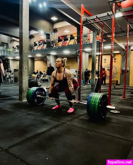 Zarawellness OnlyFans Thumbnail #jDK8pwAUik