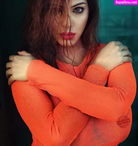 Zareen Zoya Khan OnlyFans Thumbnail #cBxV5fwL82