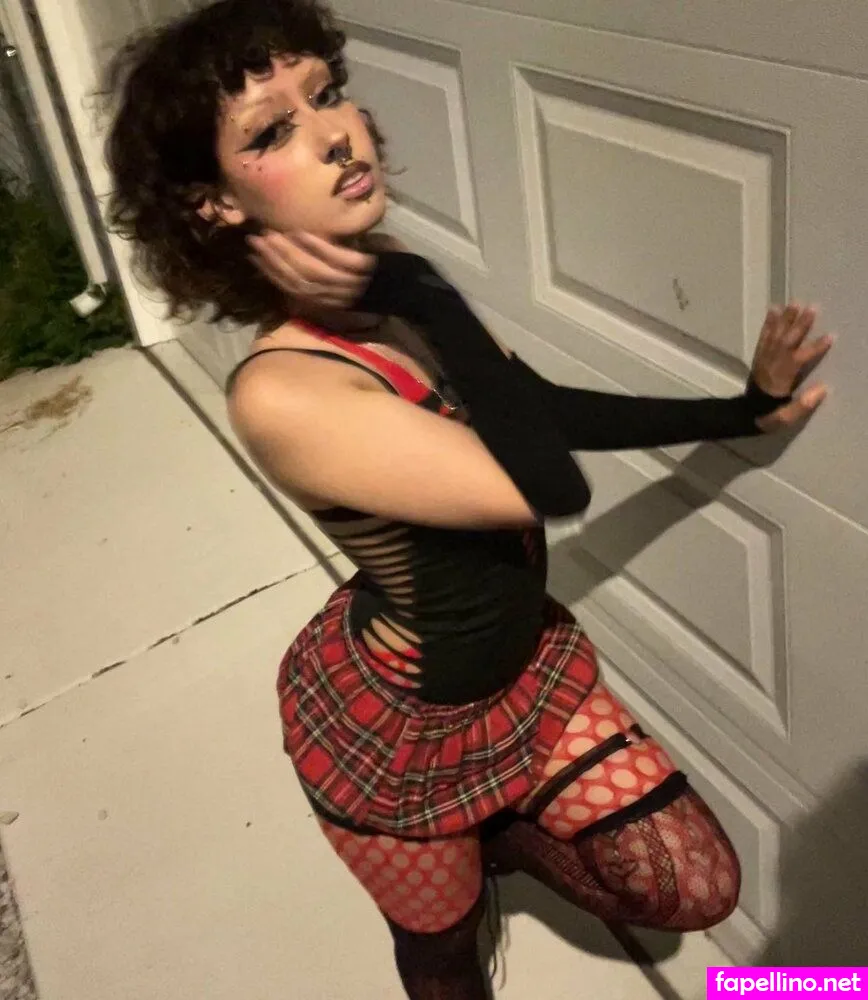 scorpiohoe_3, zar111_444, zariii_444 Nude Leaked OnlyFans Photo #DggQD9bOsf