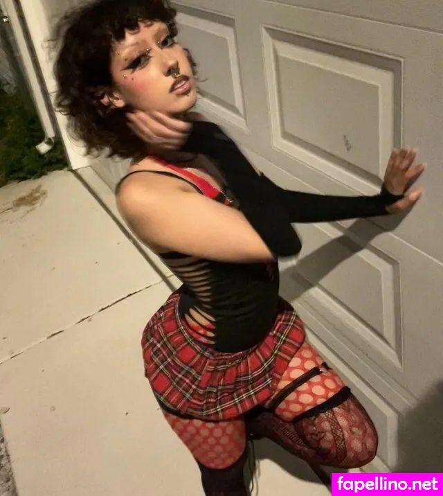 scorpiohoe_3, zar111_444, zariii_444 Nude Leaked OnlyFans Photo #R5IjEc7lUI