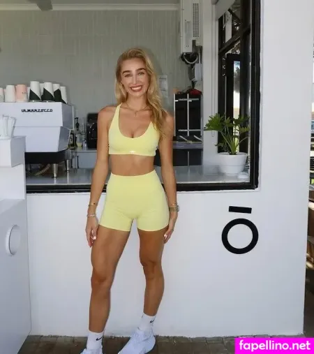 Zarli Minnie OnlyFans Thumbnail #pddvmiBagQ