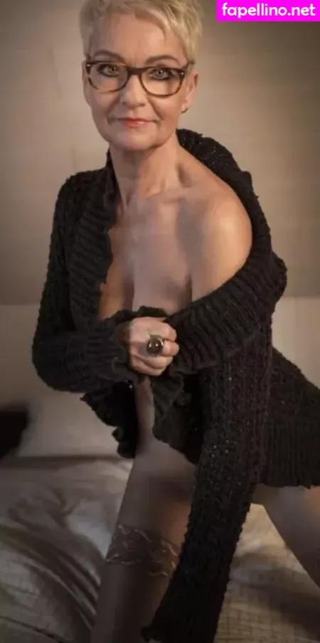 Zauberfee OnlyFans Thumbnail #X7RIy32iCN