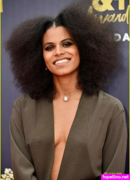 Zazie Beetz OnlyFans Thumbnail #034JL6X2zn