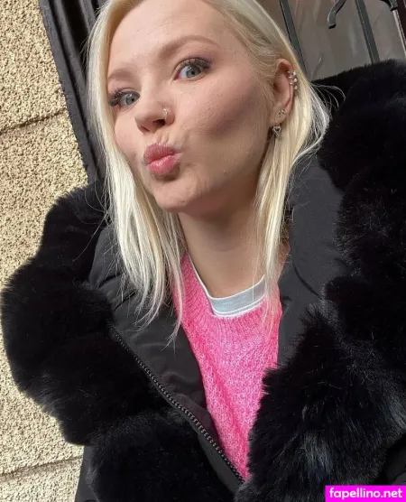 Zazieskymm OnlyFans Thumbnail #aVdOxNx90r